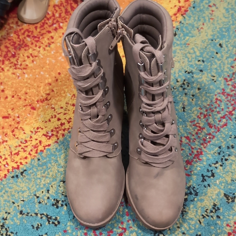 MIA Taupe Lace Up Combat Heel Boots Size 8.5